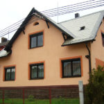 Renovace fasády pomocí barev STO ( Středočeský kraj okres Příbram)